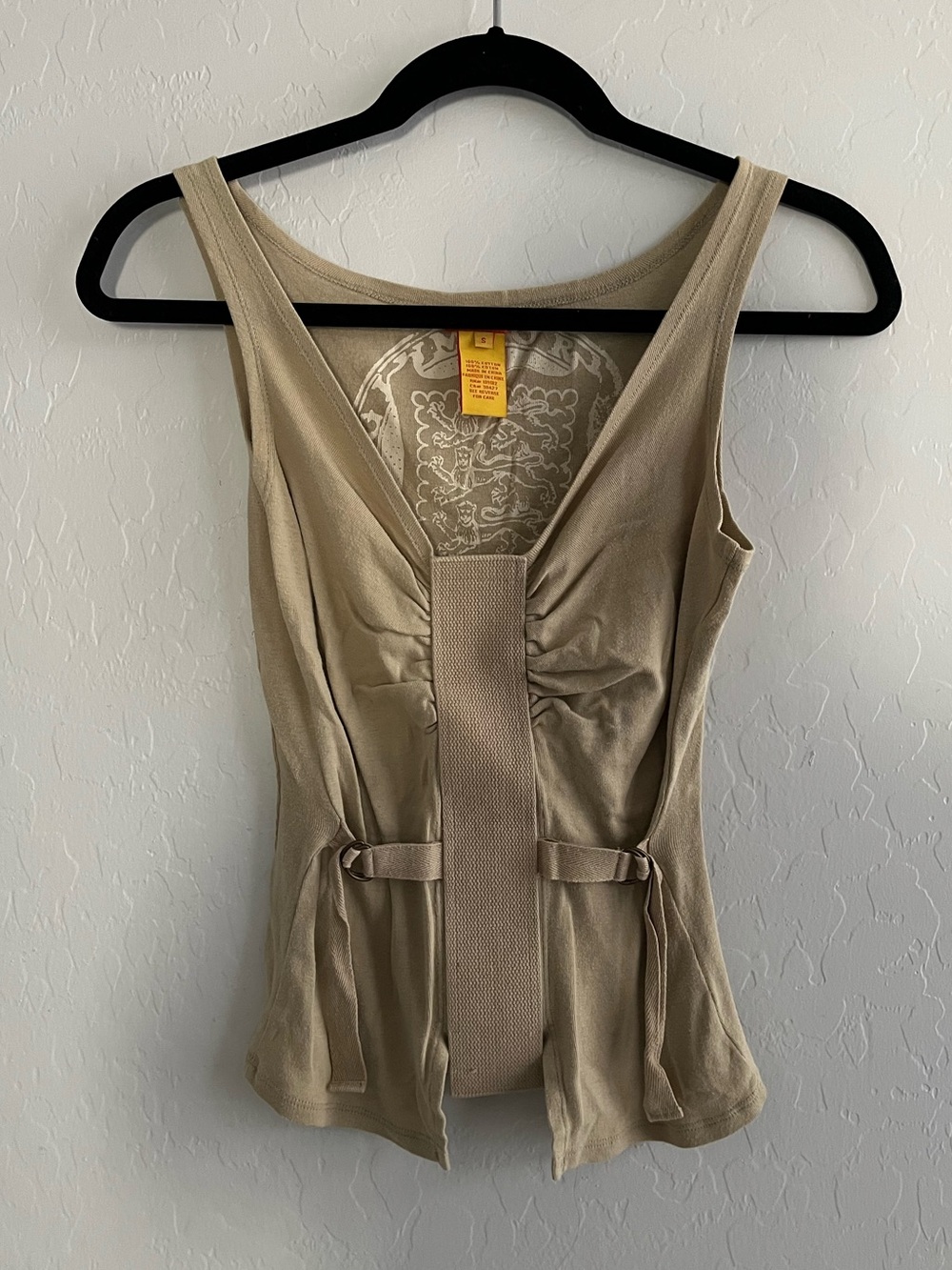 Adjustable strap top